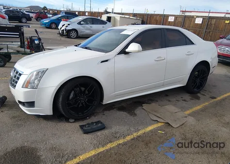 2012 Cadillac Cts Luxury z USA, uszkodzony, nr VIN 1G6DG5E50C0109502
